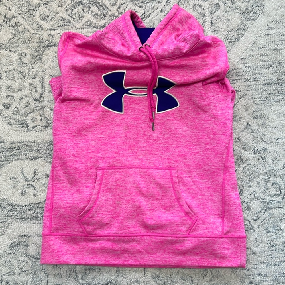 Under Amour sweater, size M